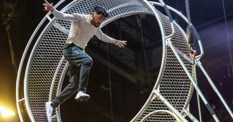 behind the scenes photo gallery