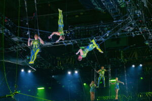 the flying caceras trapeze