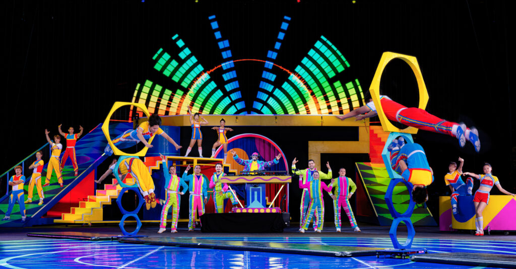 Ringling performers on stage