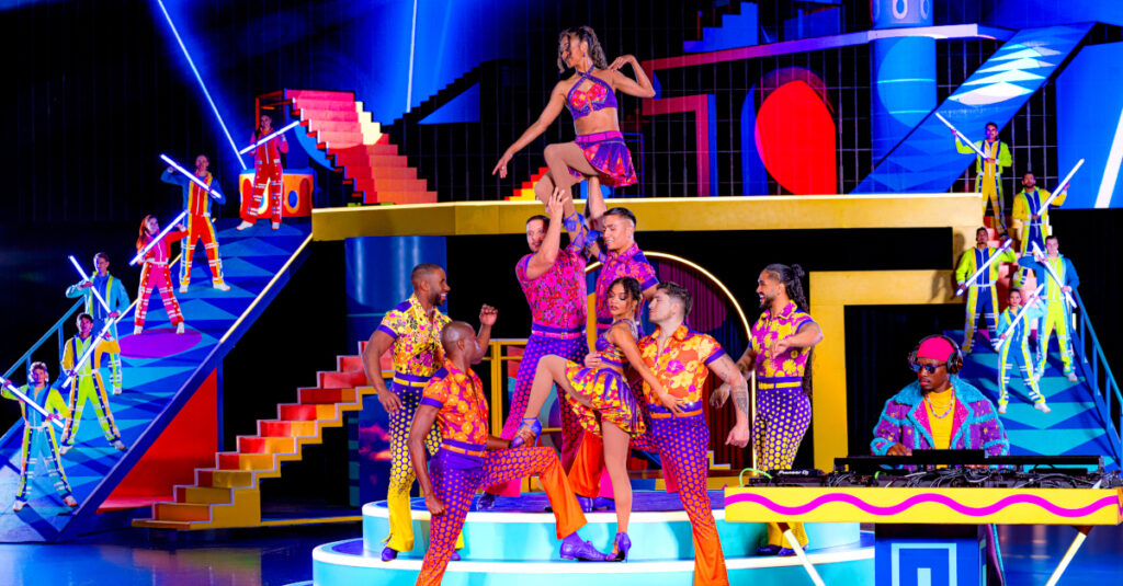 Salsa Colombia performers on stage